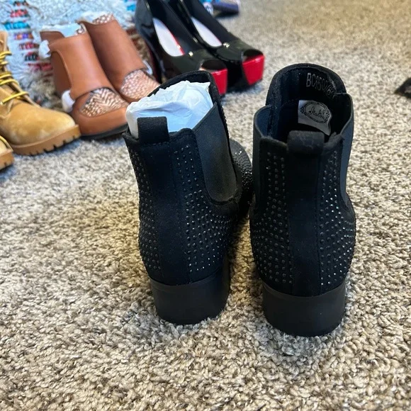 Sparkling Booties - Picture 4 of 4